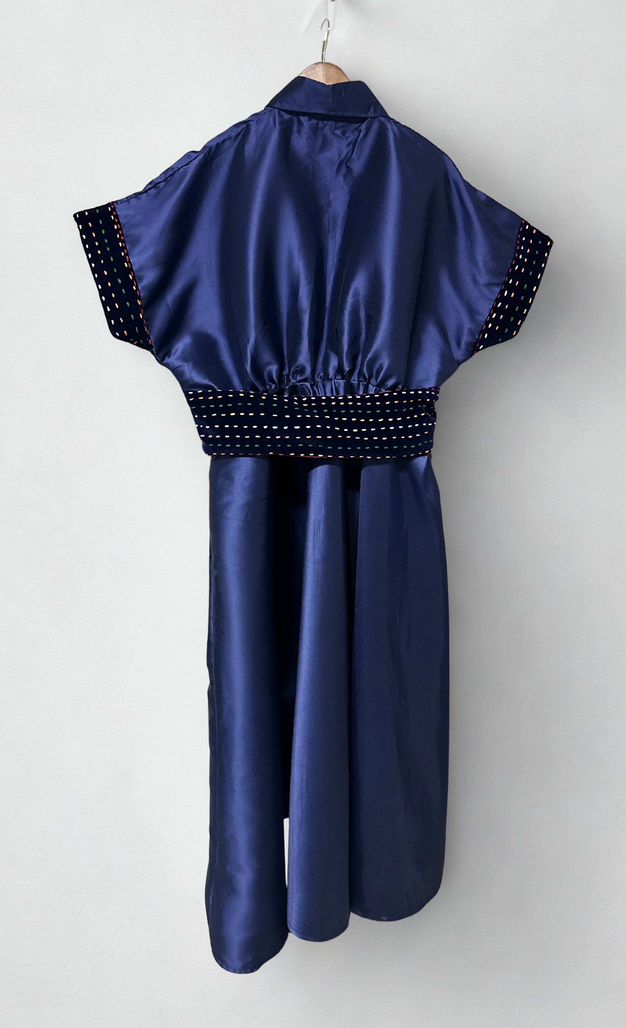 New blue Toghu gown